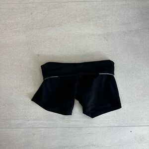 LULULEMON FOLDOVER SHORT